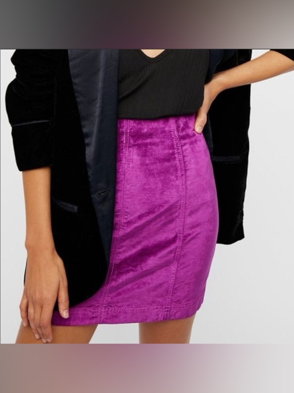 ' Free People ' Raspberry Velvet Mini Skirt size XS